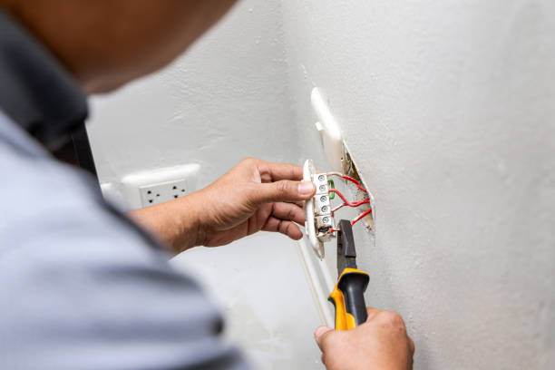 Best Commercial Electrician Services  in Eagan, MN